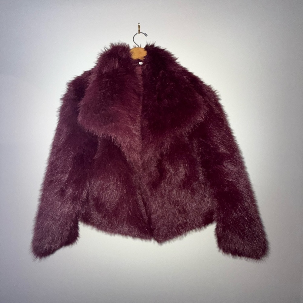 Elegant Red Teddy Jacket with Plush Texture and Prominent Collar